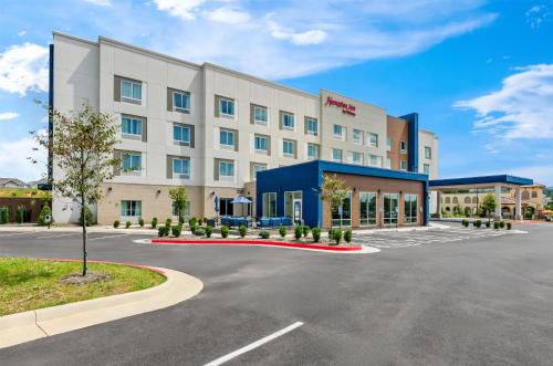 Troutville Hotel | Hampton Inn Daleville