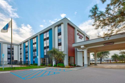 Madison Heights Hotel | Hampton Inn Detroit Madison Heights South Troy