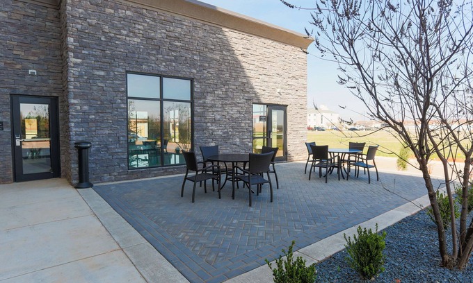 El Reno Hotel | Hampton Inn El Reno