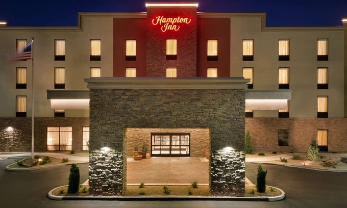 Elko Hotel | Hampton Inn Elko
