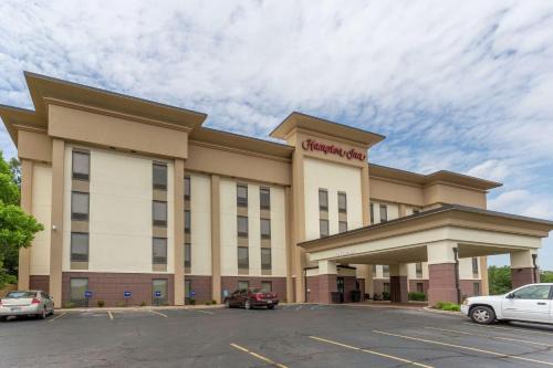 Jefferson City Hotel | Hampton Inn Jefferson City at Capital Mall