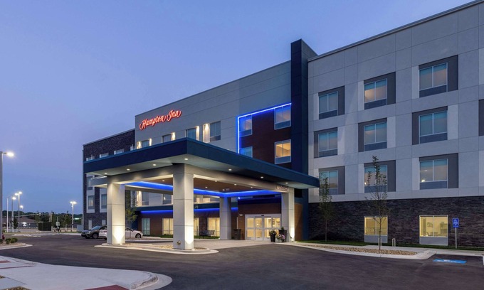 South Kansas City Hotel | Hampton Inn Kansas City Southeast, Mo