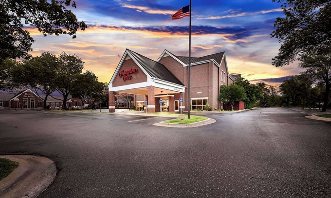 Lincoln Hotel | Hampton Inn Lincoln - South/Heritage Park