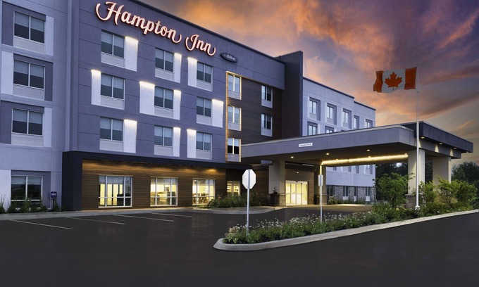 Midland Hotel | Hampton Inn Midland, On