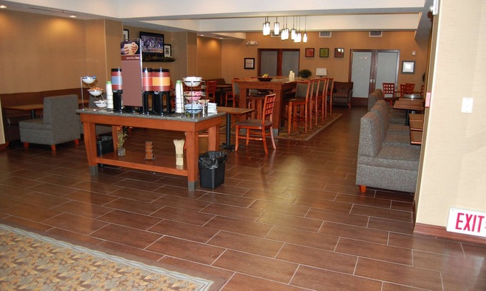 Sidney Hotel | Hampton Inn Sidney NE
