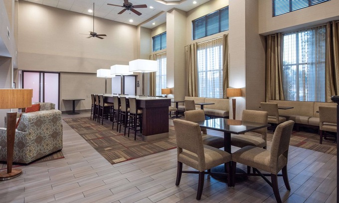 Banning Hotel | Hampton Inn & Suites Banning-Beaumont