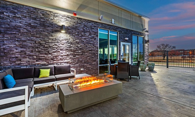 Canyon Hotel | Hampton Inn & Suites Canyon