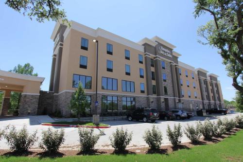 Dallas Hotel | Hampton Inn & Suites Dallas Market Center