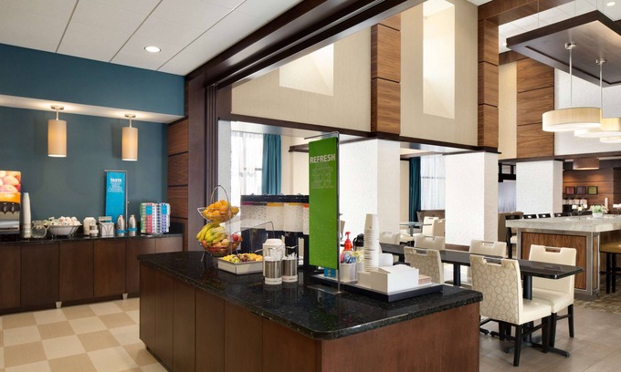 Edgewood Hotel | Hampton Inn & Suites Edgewood/Aberdeen-South