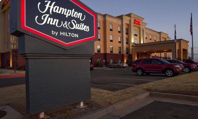 Elk City Hotel | Hampton Inn & Suites Elk City