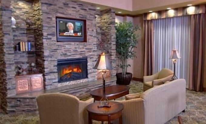 Farmington Hotel | Hampton Inn & Suites Farmington