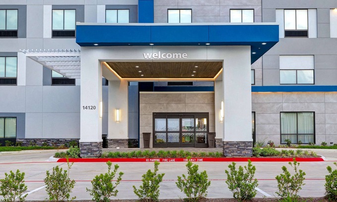 Northeast Houston Hotel | Hampton Inn & Suites Houston East Beltway 8