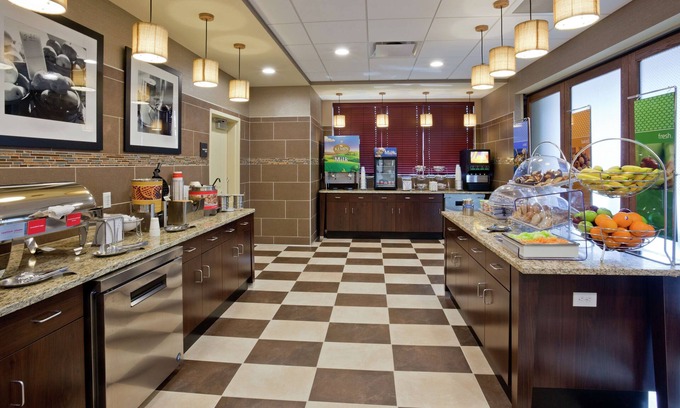 Minnetonka Hotel | Hampton Inn & Suites Minneapolis West/Minnetonka