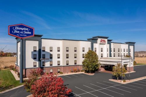 Muncie Hotel | Hampton Inn & Suites Muncie