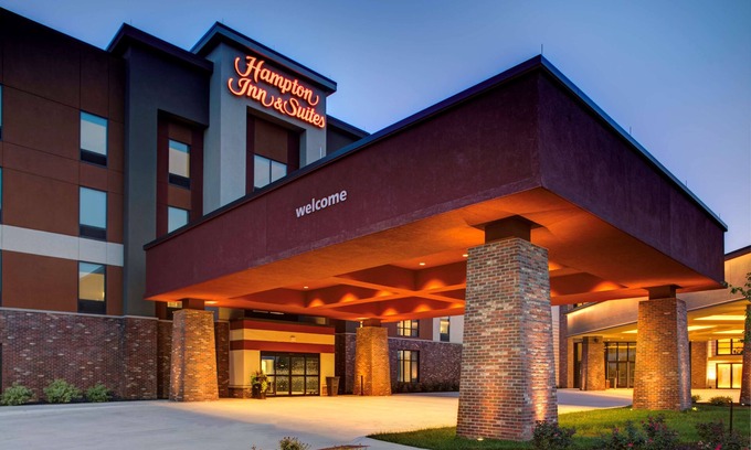 Pittsburg Hotel | Hampton Inn & Suites Pittsburg Kansas Crossing