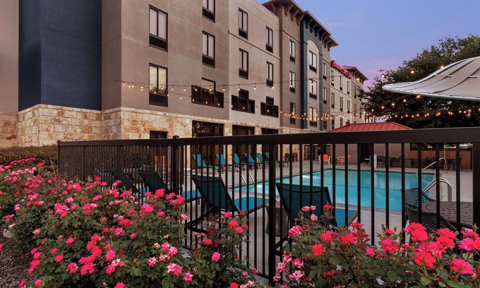 San Marcos Hotel | Hampton Inn & Suites San Marcos
