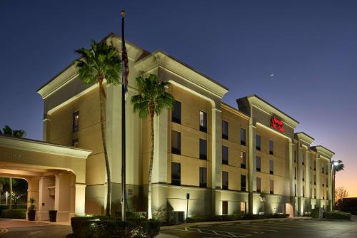 Port Saint Lucie Hotel | Hampton Inn & Suites Port St. Lucie