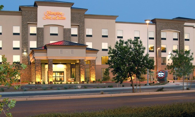 Downtown Prescott Valley Hotel | Hampton Inn & Suites Prescott Valley