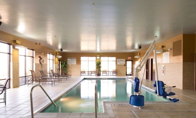 Norma Hotel | Hampton Inn & Suites Vineland