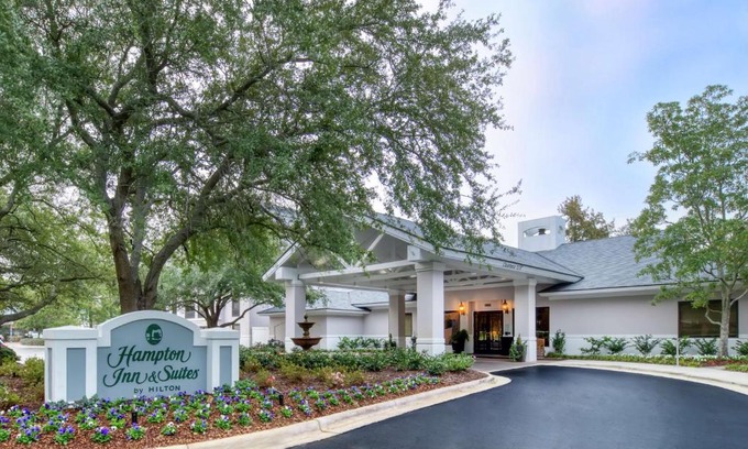 Landfall Hotel | Hampton Inn & Suites Wilmington/Wrightsville Beach