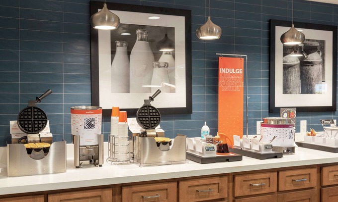 Xenia Hotel | Hampton Inn & Suites Xenia Dayton