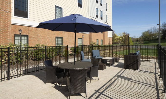 Northeast Yonkers Hotel | Hampton Inn & Suites Yonkers - Westchester