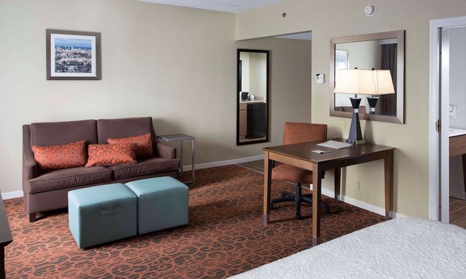 Troy Hotel | Hampton Inn Troy