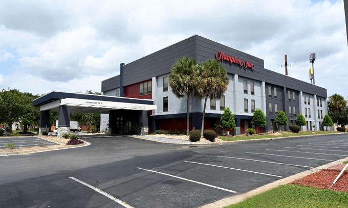 Lake Park Hotel | Hampton Inn Valdosta/Lake Park Area