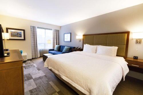 Richmond City Centre Hotel | Hampton Inn - Vancouver Airport/Richmond