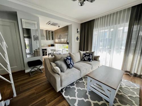 Rozewie Villa | Hampton Park Rozewie