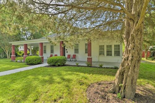 Hampton House | Hampton Sanctuary with Fire Pit and Fenced Yard!