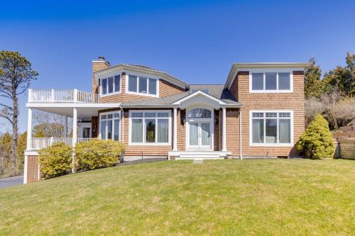 Shinnecock Hills House | Hamptons Home Near Beaches with Pool and Water Views!