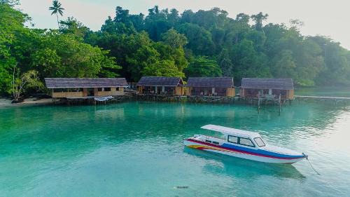 Waisai Resort | Hamueco Dive Resort Raja Ampat