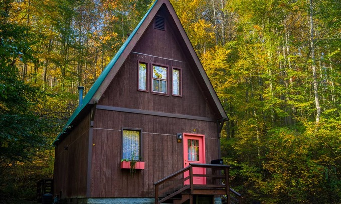 Minden Ski Chalet | Hand-crafted Two-Bedroom Chalet w/Private Hot Tub - 1