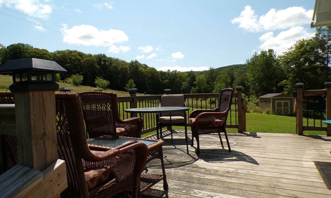 New Lebanon House | Hand Hollow Haven - A Home Away From Home