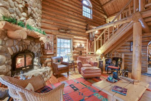 Thompsonville House | Handcrafted Log Home on River Near Crystal Mtn