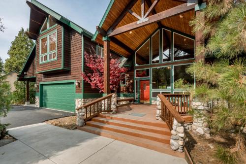 Granite Ridge House | Handel's Pride