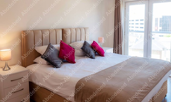 Hemel Hempstead House | Handleys Ct, Apt 57 Spacious 2 Bed/2 Bath Apartment in Town Centre Location