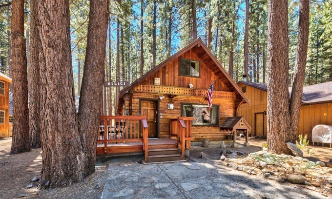 Black Bart Cabin | Hank Monk Chalet by RedAwning