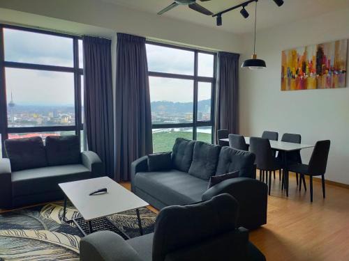 Kuantan Apartment | Hann city view family
