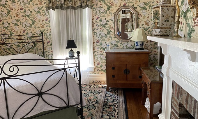 New Bern Bed & Breakfast | Hanna House Bed & Breakfast