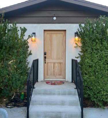 Canoga Park House | Hanna's Corner