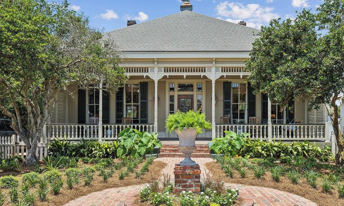St. Francisville House | Hannah House by Louisiana Hospitality Group