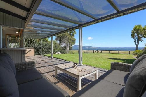Hannahs Bay House | Hannah's Bay Lakefront