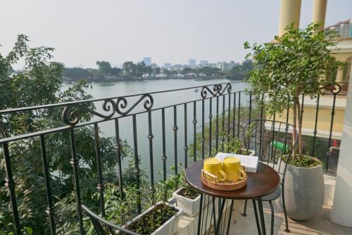 Truc Bach Apartment | Hanoi Shouten - Staycation
