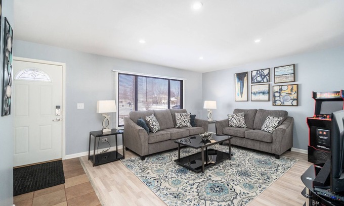 Bloomingdale House | Hanover FHS Rental