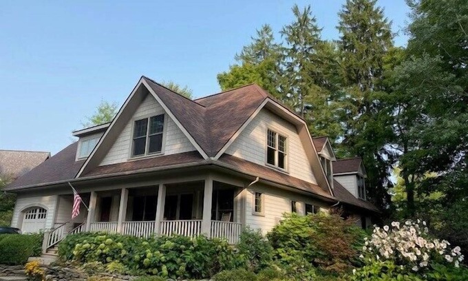 Chautauqua House | Hanson House: Exceptional, one-of-a-kind property with soaring vaulted ceilings and lovely porches!