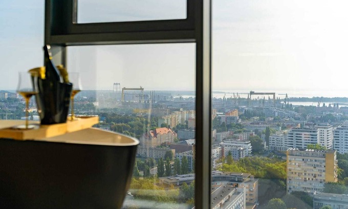 West Pomeranian Voivodeship Apartment | Hanza Tower Original 21st Floor- Sea and City View
