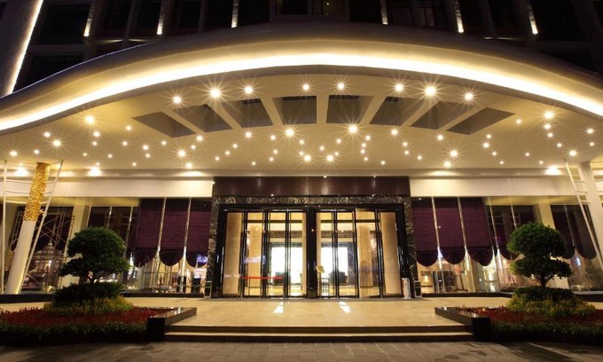 Huadu Hotel | Haoyin Gloria Plaza Hotel