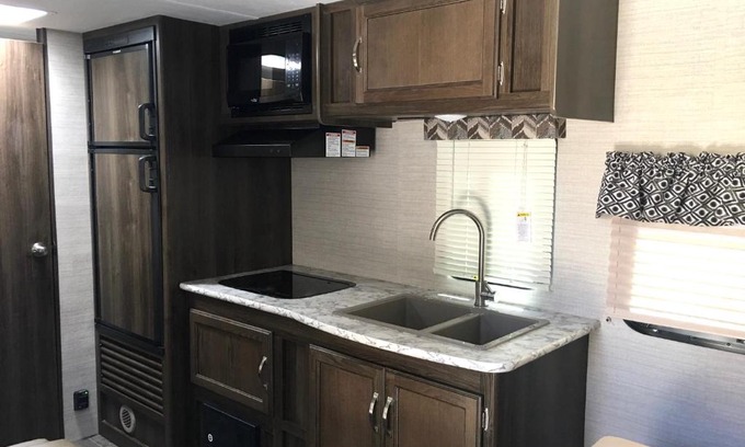 Canoga Park Other | Happy C Direct Access